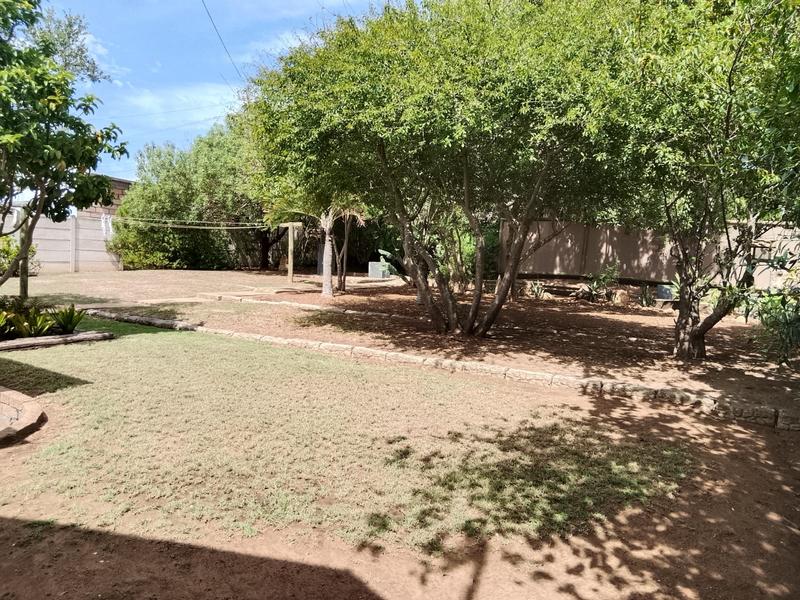 3 Bedroom Property for Sale in Albertinia Western Cape